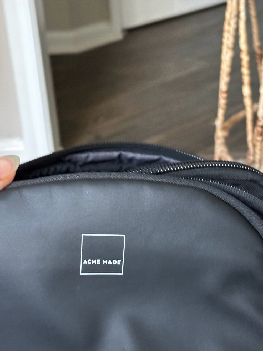 Acme Made Union Street Traveler Commuter Backpack Laptop Bag in Black EXCELLENT! - Picture 11 of 15
